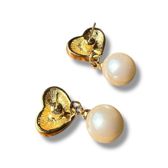 Enameled Black and gold Rhinestone Heart Pearl Drop Post Earrings - Picture 5 of 5